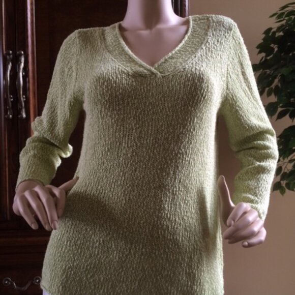 *NWT* EILEEN FISHER PAREO V-NECK SWEATER_CELERY_M_$168 - Picture 2 of 3